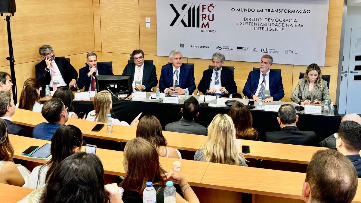 Governador durante Fórum de Lisboa, em Portugal