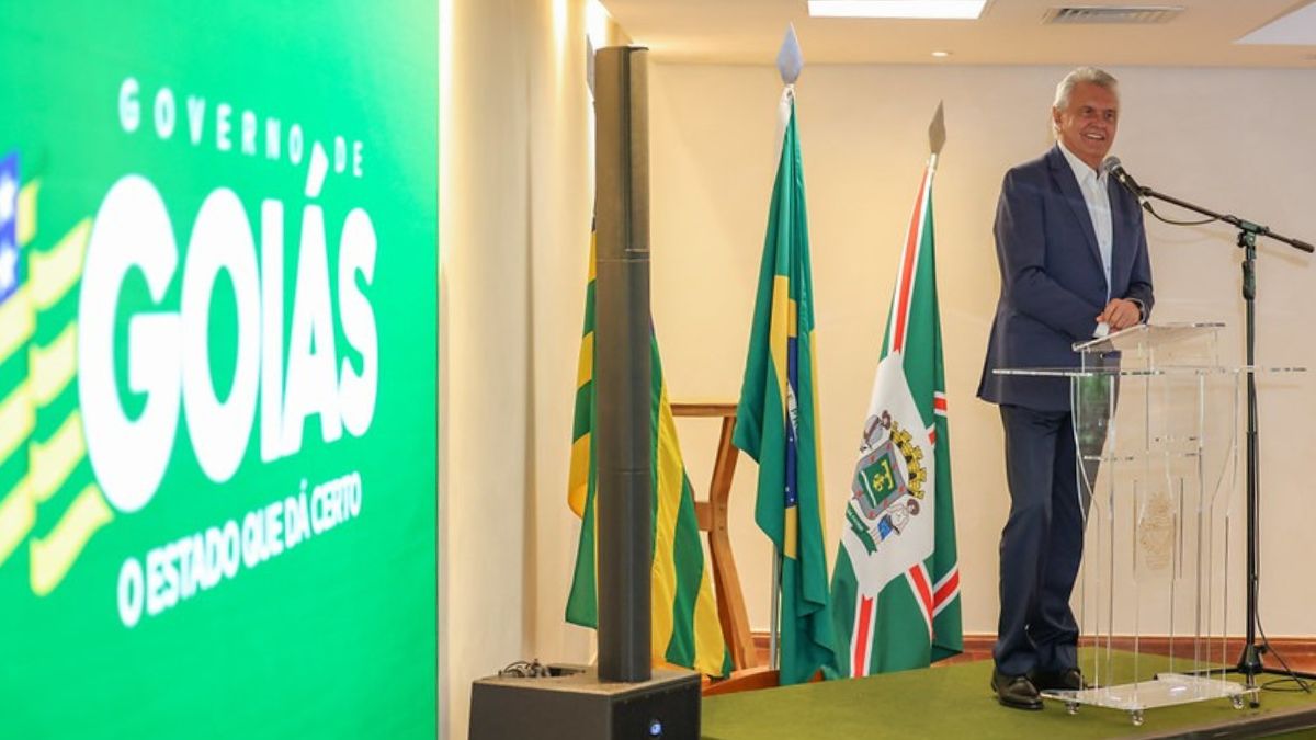 Caiado permanecerá no país até 21 de julho