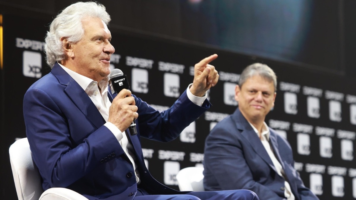 Ronaldo Caiado ao lado do governador de SP, Tarcísio de Freitas