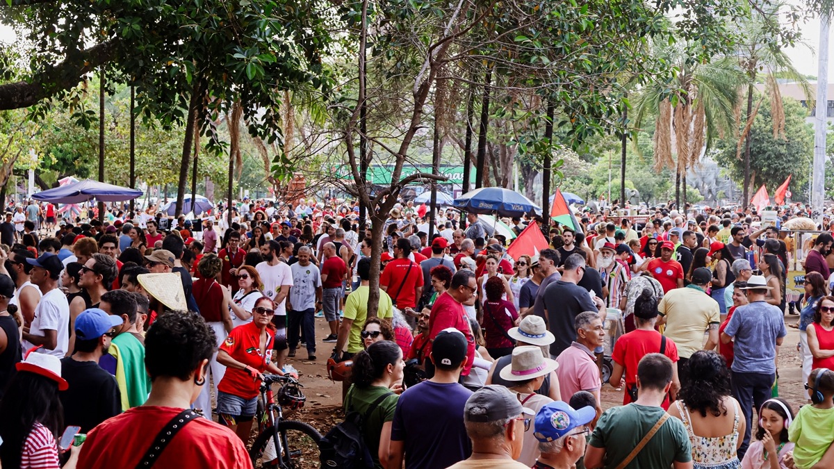 Manifestantes protestavam contra anistia e PEC da Blindagem