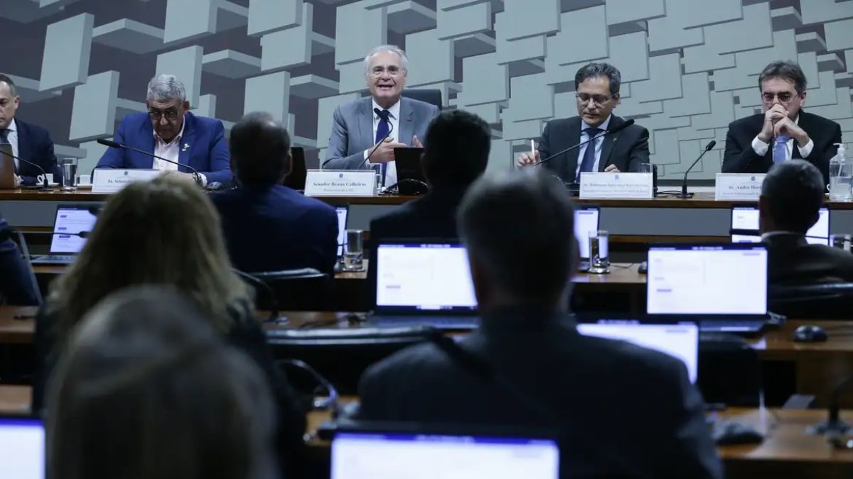 Avança no Senado isenção do IR para quem ganha até RS 5 mil - e sancionado até o final do ano, a redução do IR passa a valer a partir de janeiro de 2026