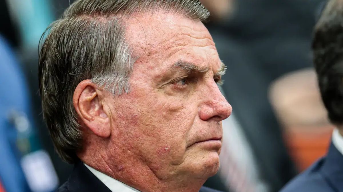 Com isso, Bolsonaro será o sexto a falar. Réus podem permanecer em silêncio.
