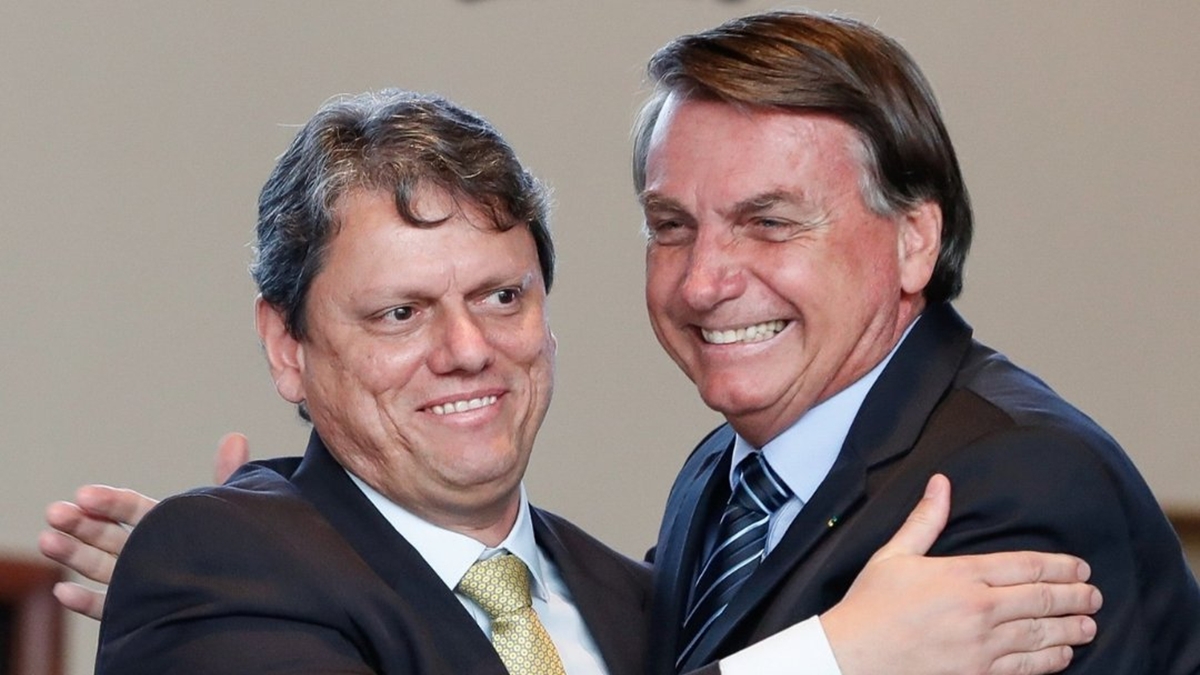 Após autorização de Moraes, Tarcísio cancela visita a Bolsonaro