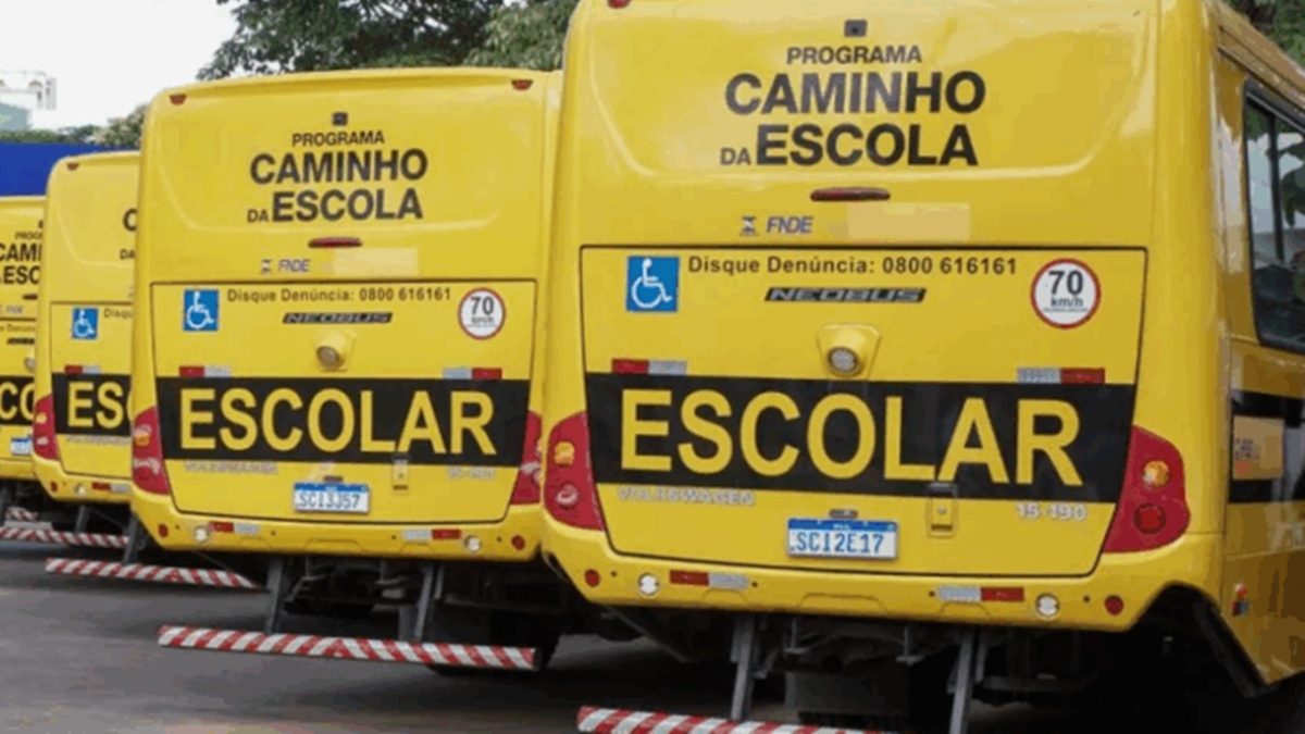 Cerca de dois mil alunos são afetados