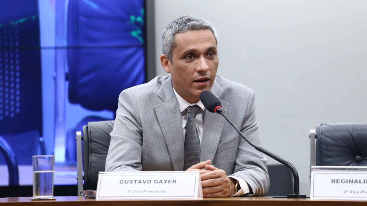 Gustavo Gayer é um dos deputados que propôs o colegiado
