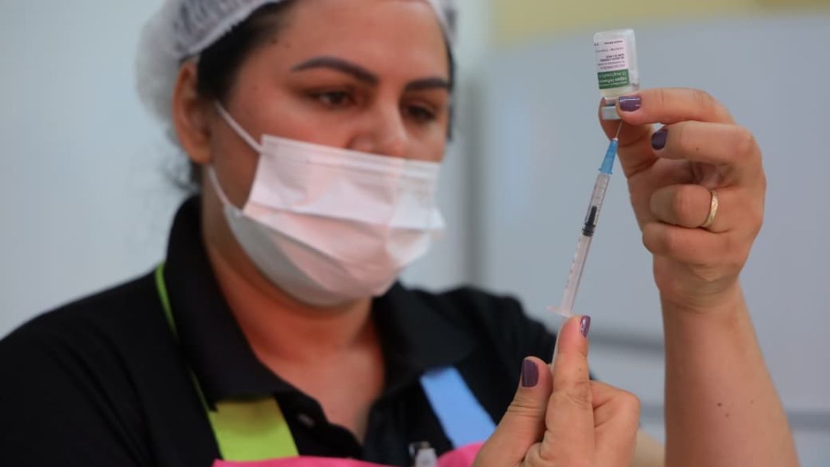 Aparecida lança campanha de vacinação escolar com meta de imunizar 30 mil crianças