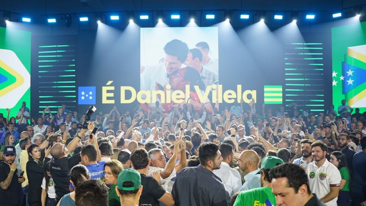 Convenção que oficializou candidatura de Daniel reuniu 15 mil pessoas - 