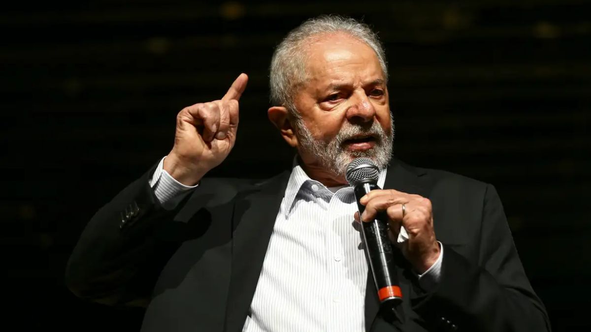 A 10 dias da eleição, Meta desabilitou anúncios do perfil de Lula