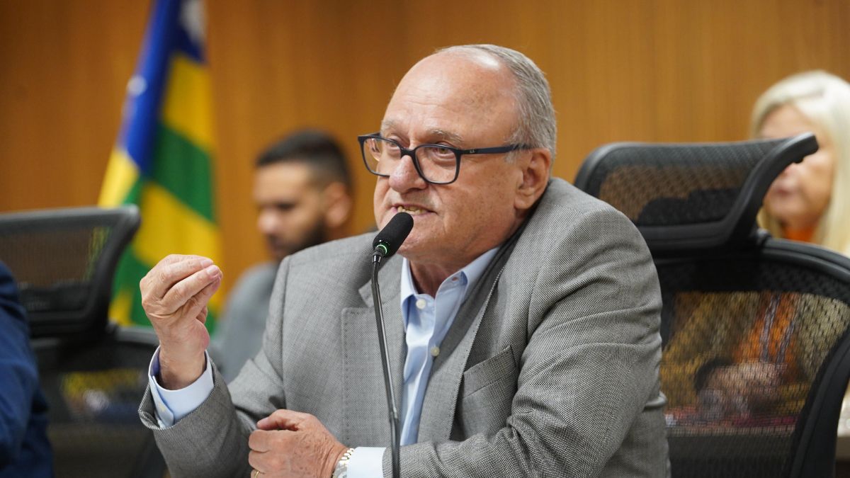 “Apareceu R$ 1,2 bilhão [em dívidas] que não está contabilizado oficialmente”, disse